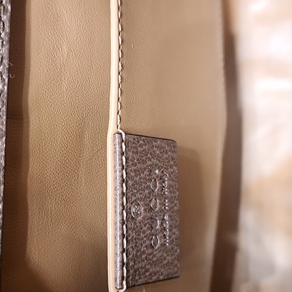 Gucci Diana NM Bamboo Handle Tote Jumbo GG Canvas Medium Brown - Picture 6 of 12